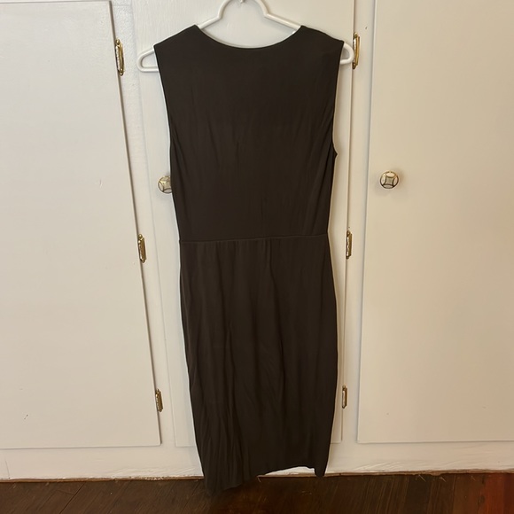 Knotted Cutout Dress
Bailey 44 - Picture 5 of 6